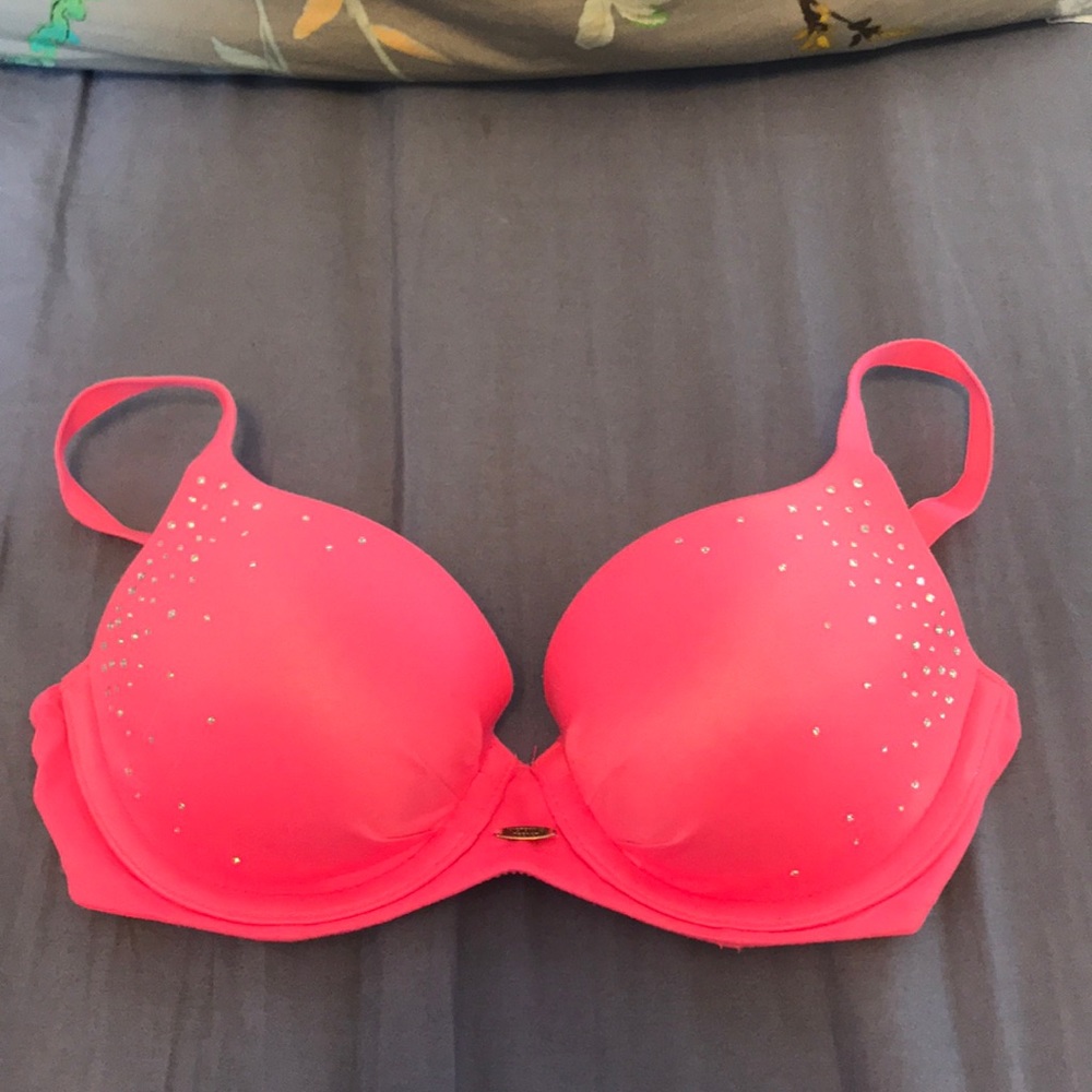 Victoria’s Secret bra